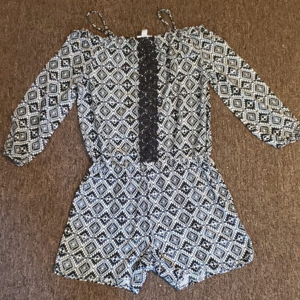 Girl's  Off the shoulder romper.